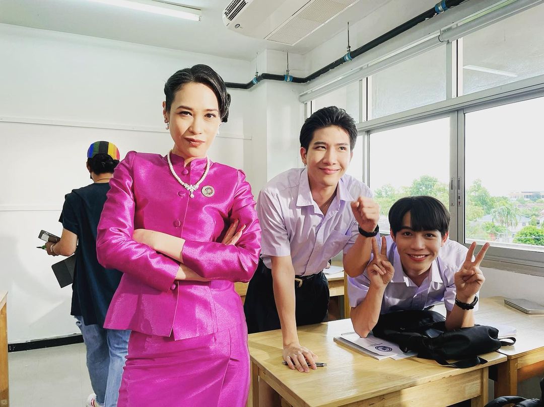 ทราย เจริญปุระ
