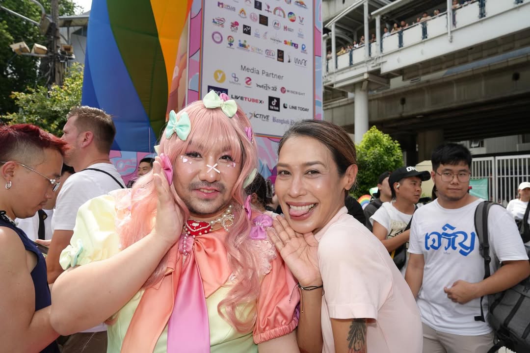 ทราย เจริญปุระ