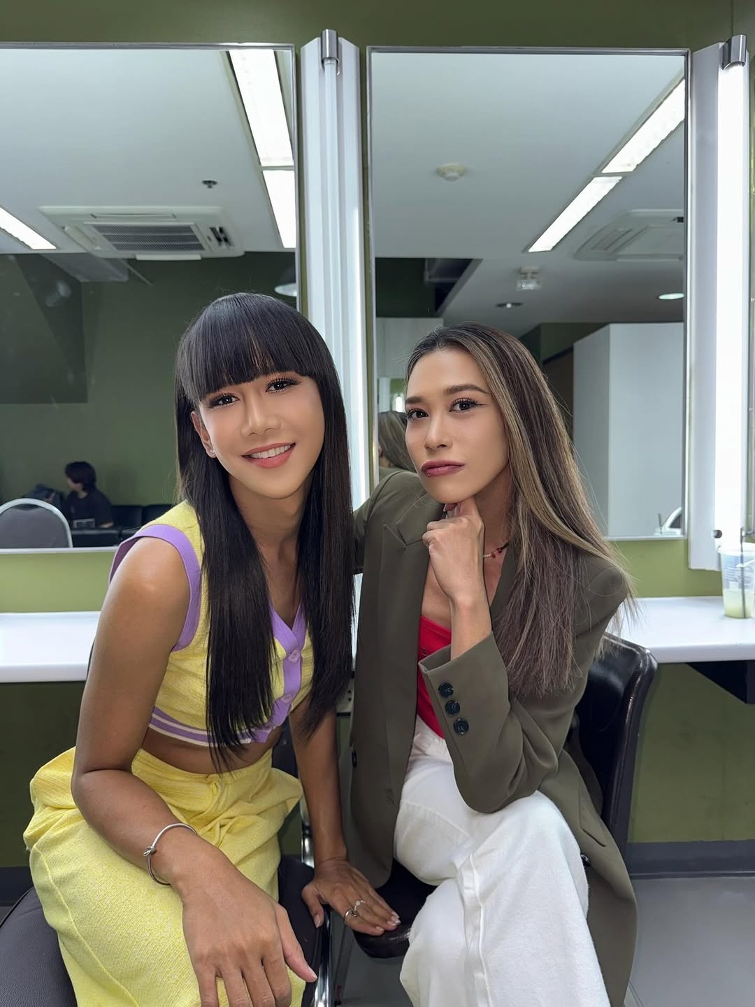 ทราย เจริญปุระ