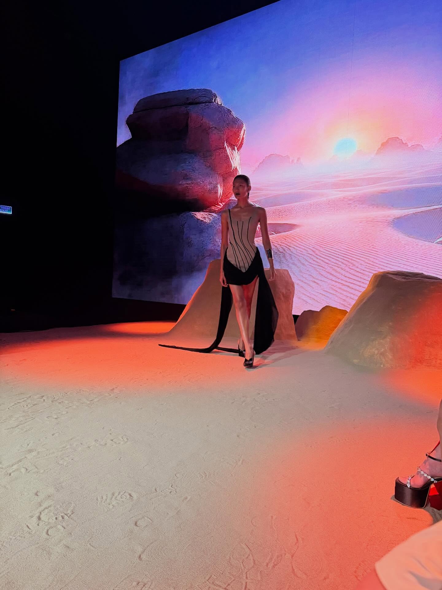 ทราย เจริญปุระ