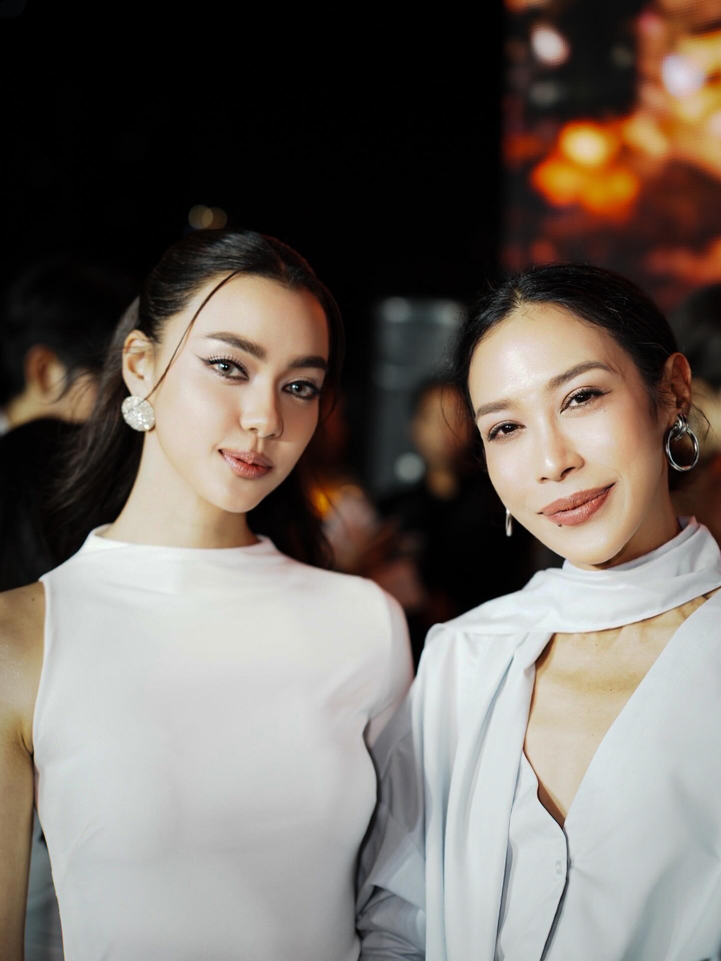 ทราย เจริญปุระ