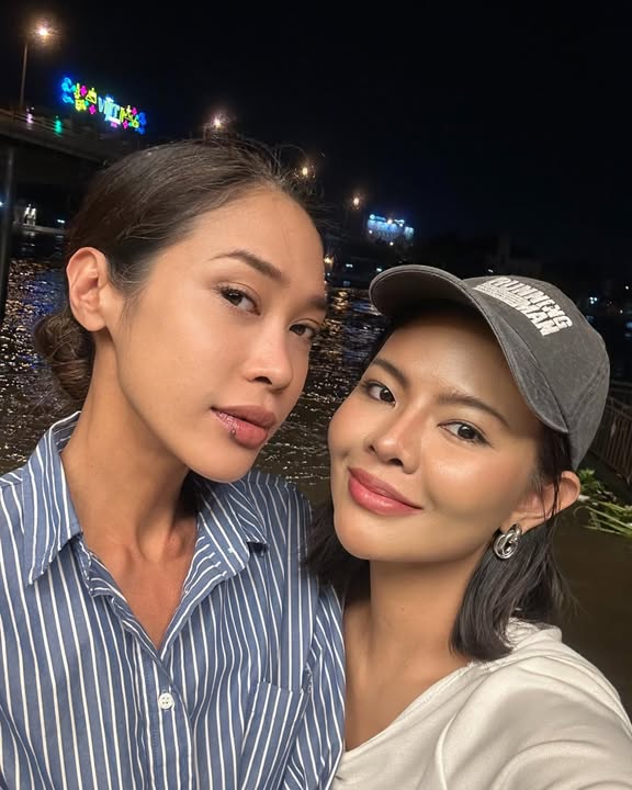 ทราย เจริญปุระ