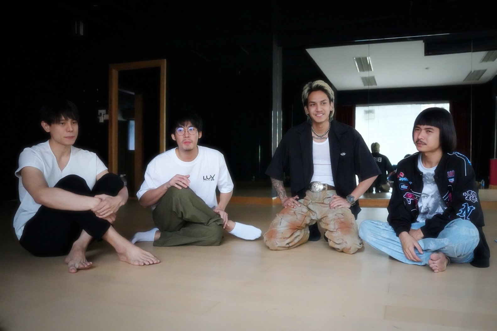 ทราย เจริญปุระ