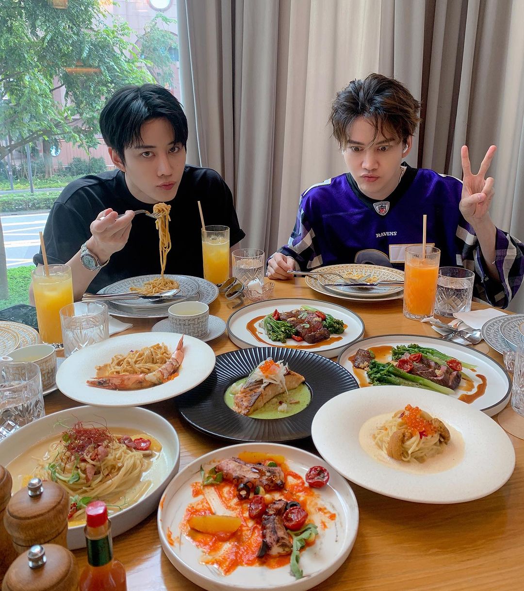 กอล์ฟ - พิชญะ นิธิไพศาลกุล