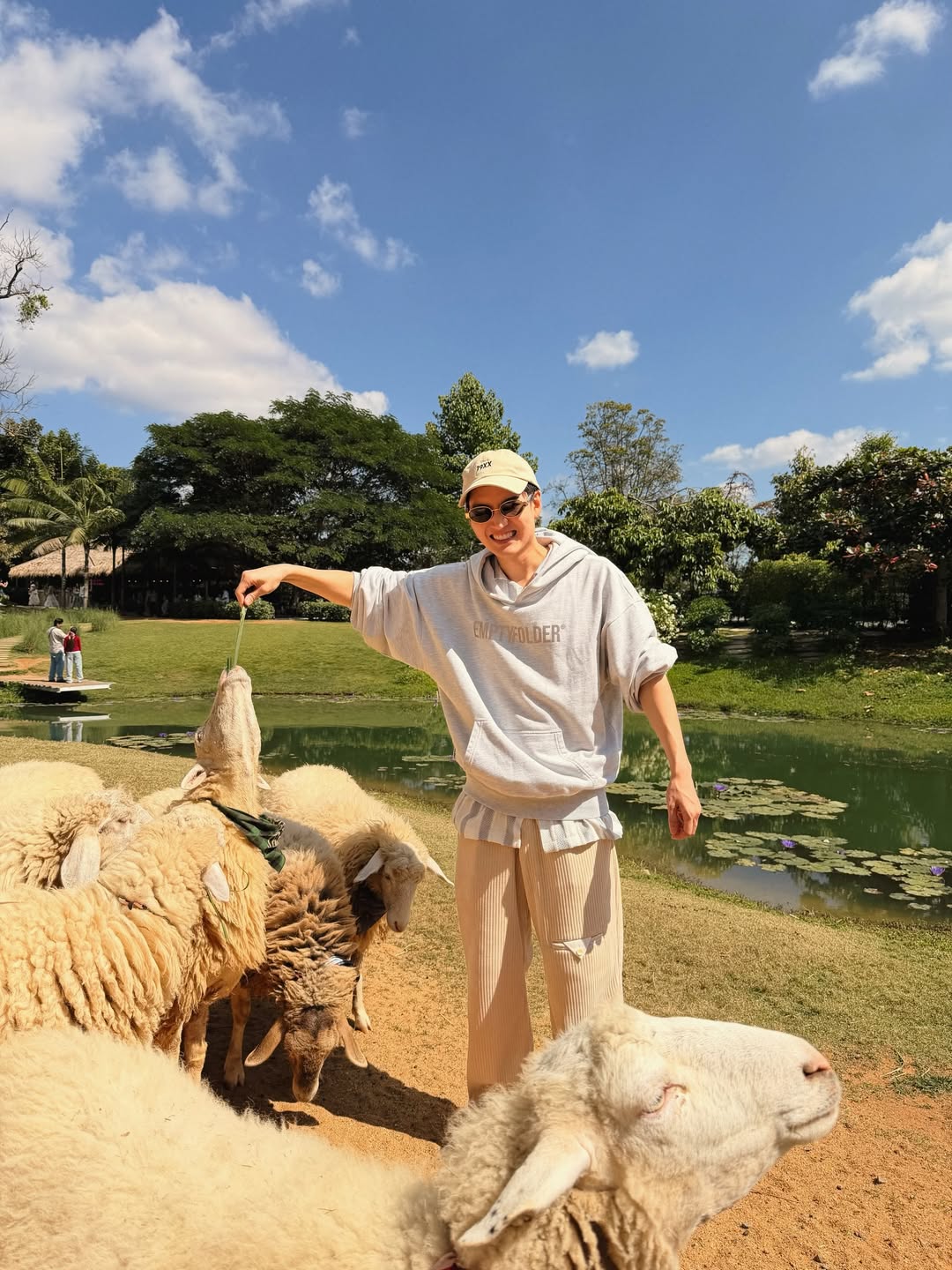 กอล์ฟ - พิชญะ นิธิไพศาลกุล