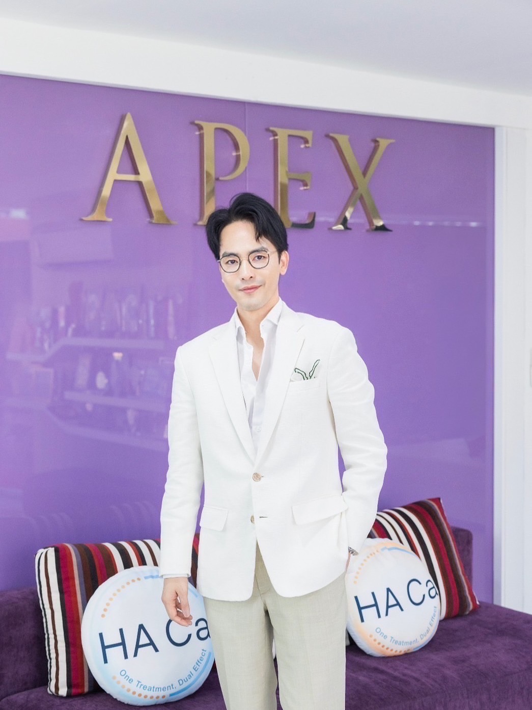 ท็อป - ณัฐเศรษฐ์ พูนทรัพย์มณี