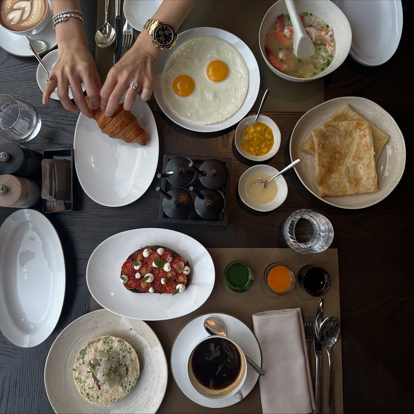 ท็อป - ณัฐเศรษฐ์ พูนทรัพย์มณี