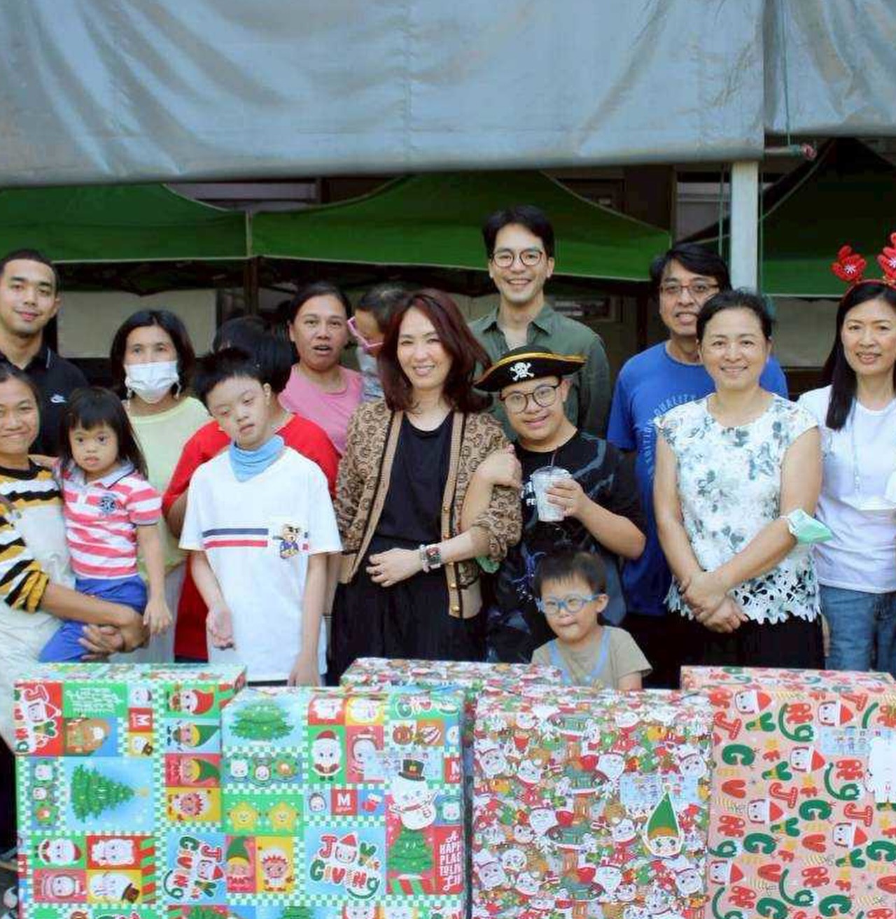 ท็อป - ณัฐเศรษฐ์ พูนทรัพย์มณี