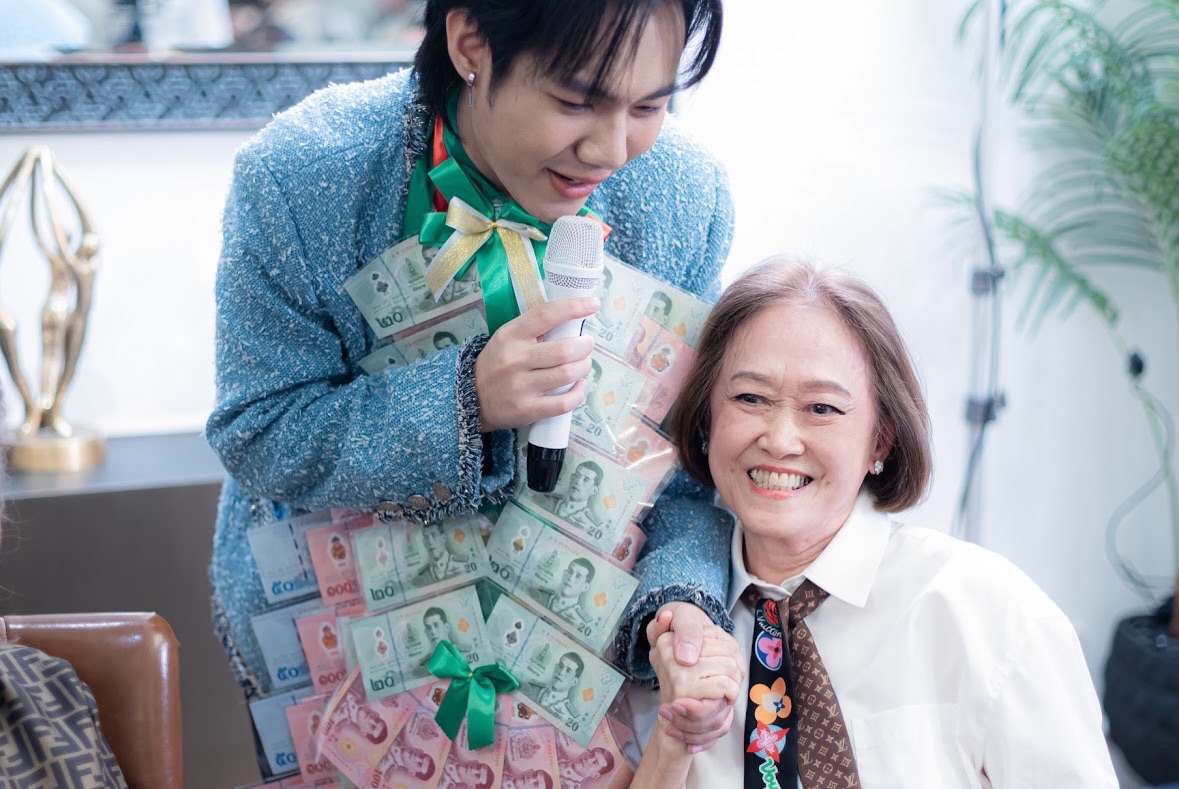 ท็อป - ณัฐเศรษฐ์ พูนทรัพย์มณี