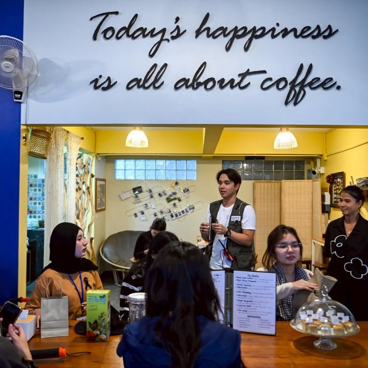 อเล็กซ์ เรนเดลล์