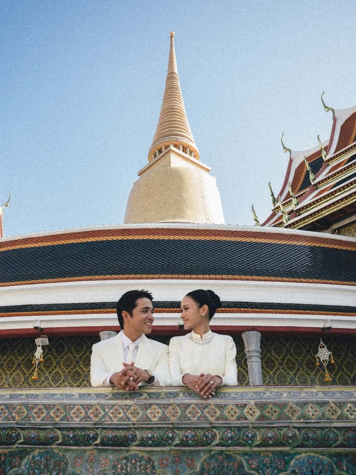 อเล็กซ์ เรนเดลล์