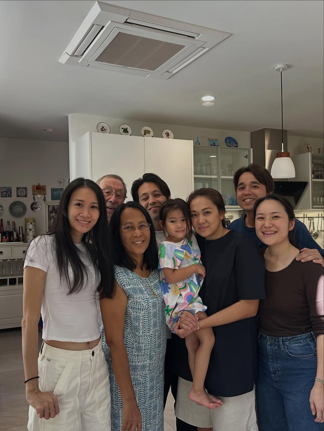 อเล็กซ์ เรนเดลล์