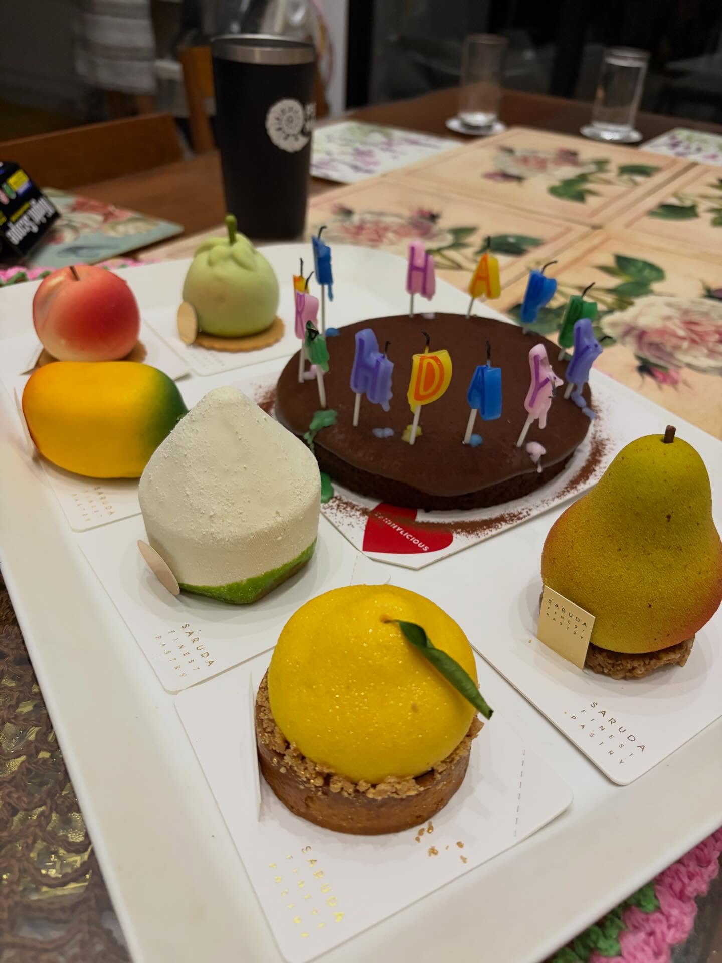 อเล็กซ์ เรนเดลล์