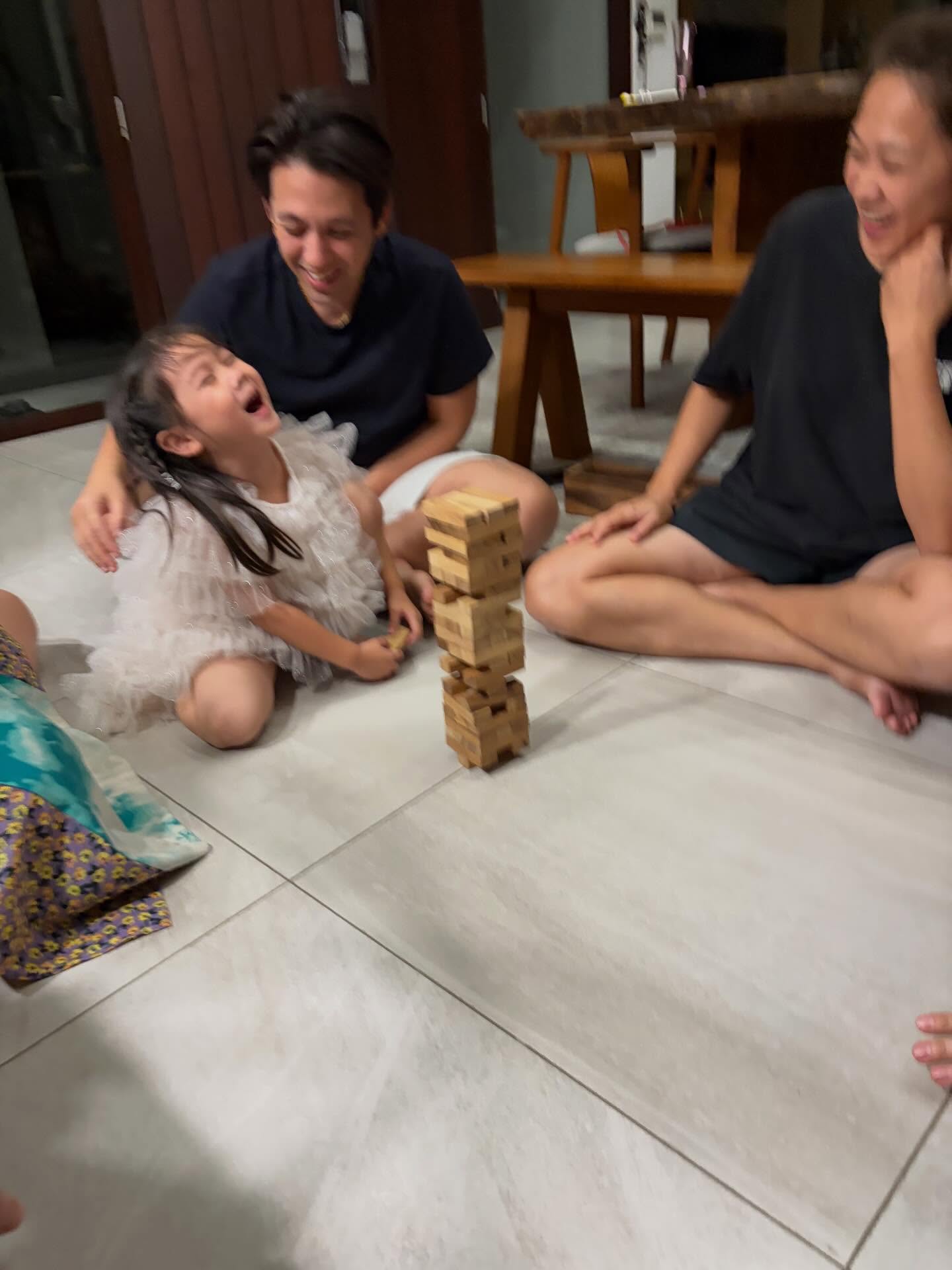 อเล็กซ์ เรนเดลล์