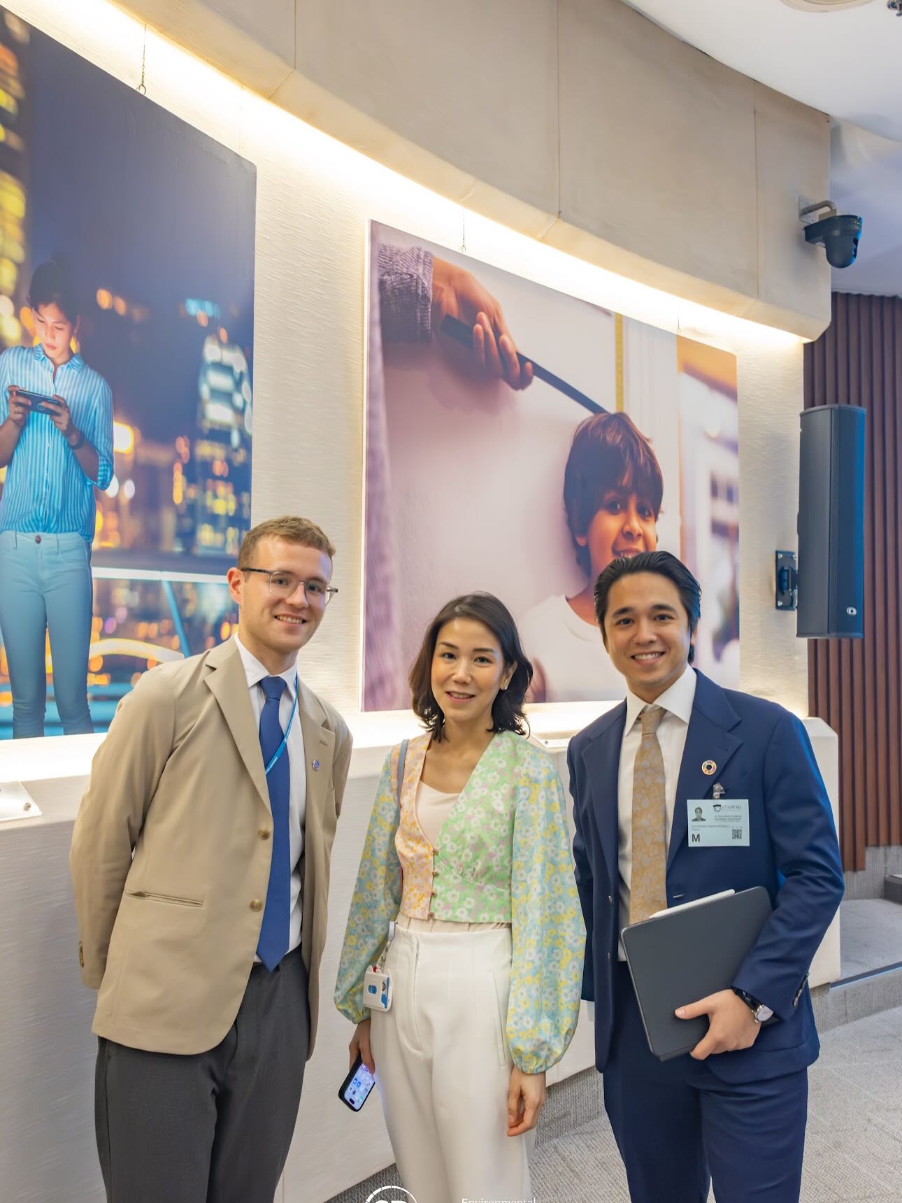 อเล็กซ์ เรนเดลล์