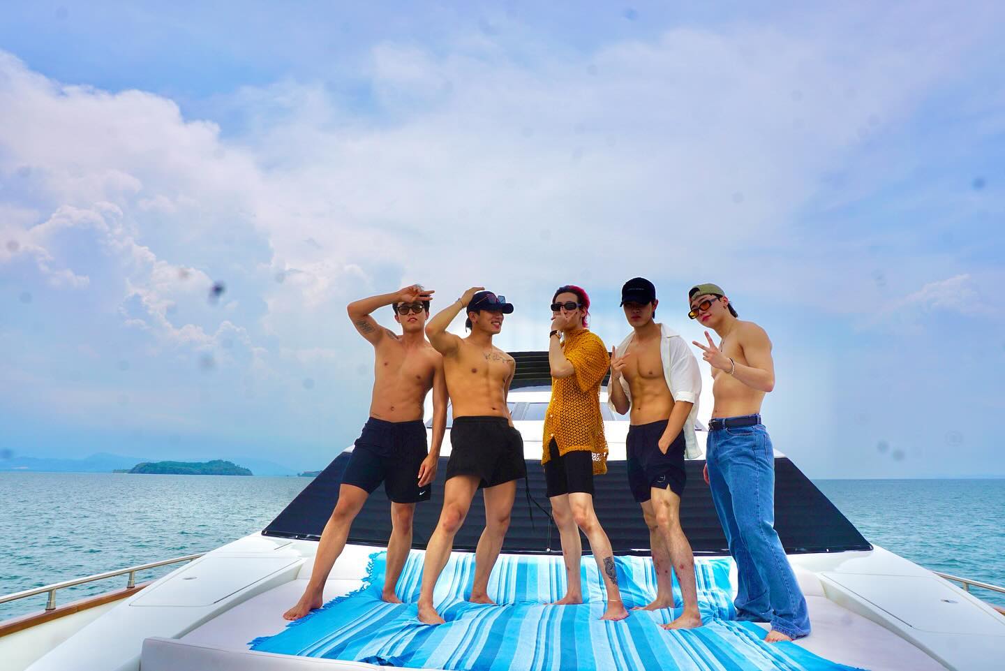 แบมแบม - กันต์พิมุกต์ ภูวกุล