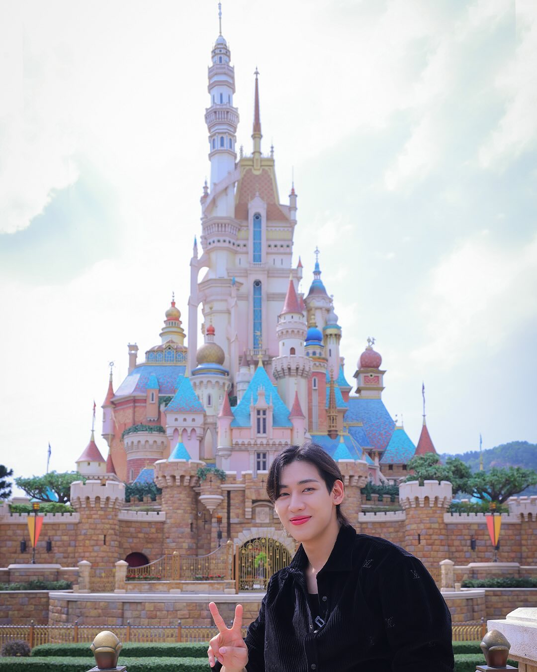 แบมแบม - กันต์พิมุกต์ ภูวกุล