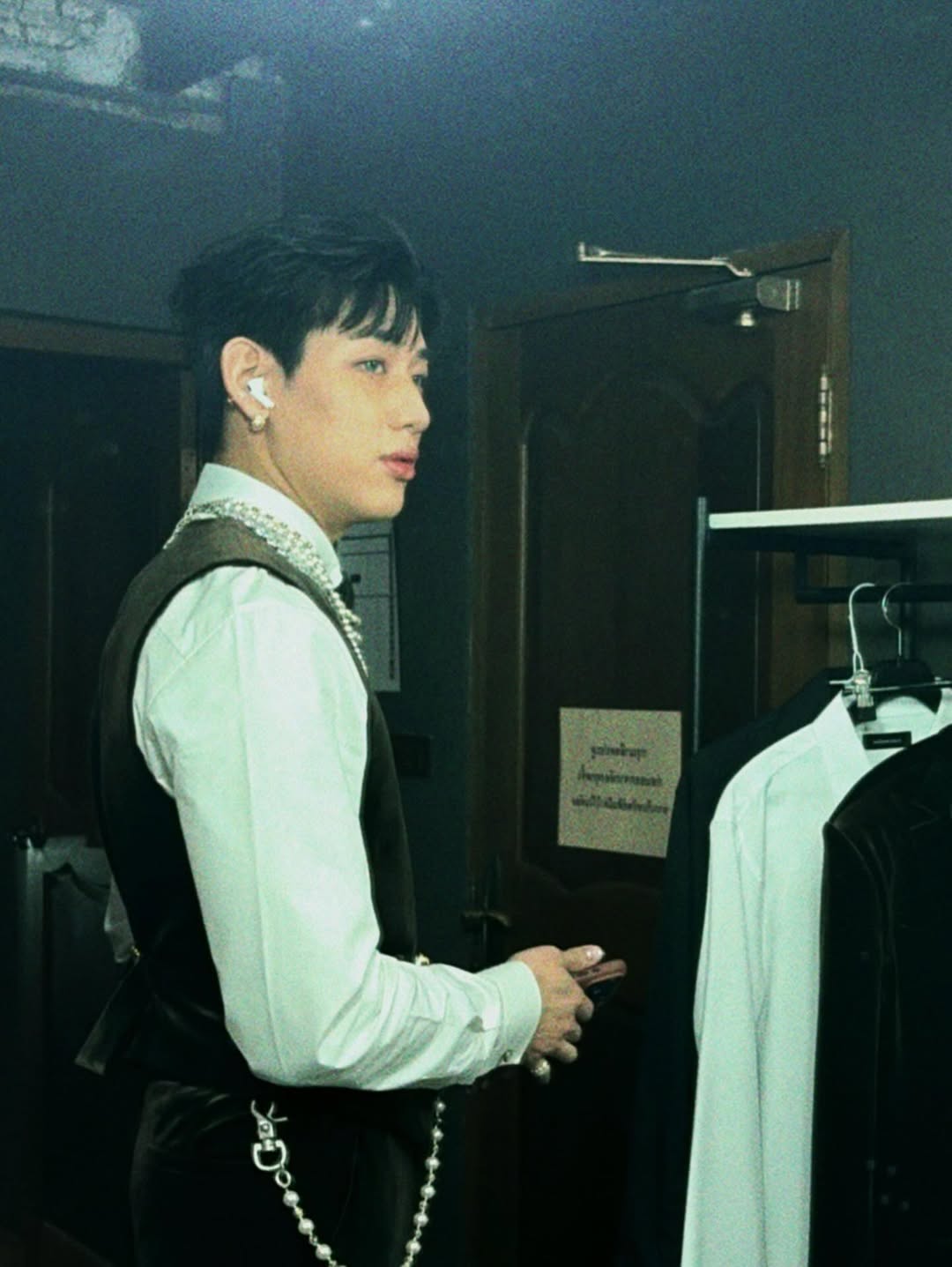 แบมแบม - กันต์พิมุกต์ ภูวกุล