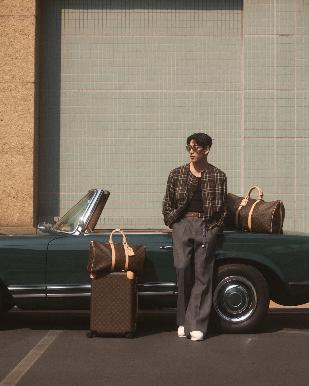 แบมแบม - กันต์พิมุกต์ ภูวกุล