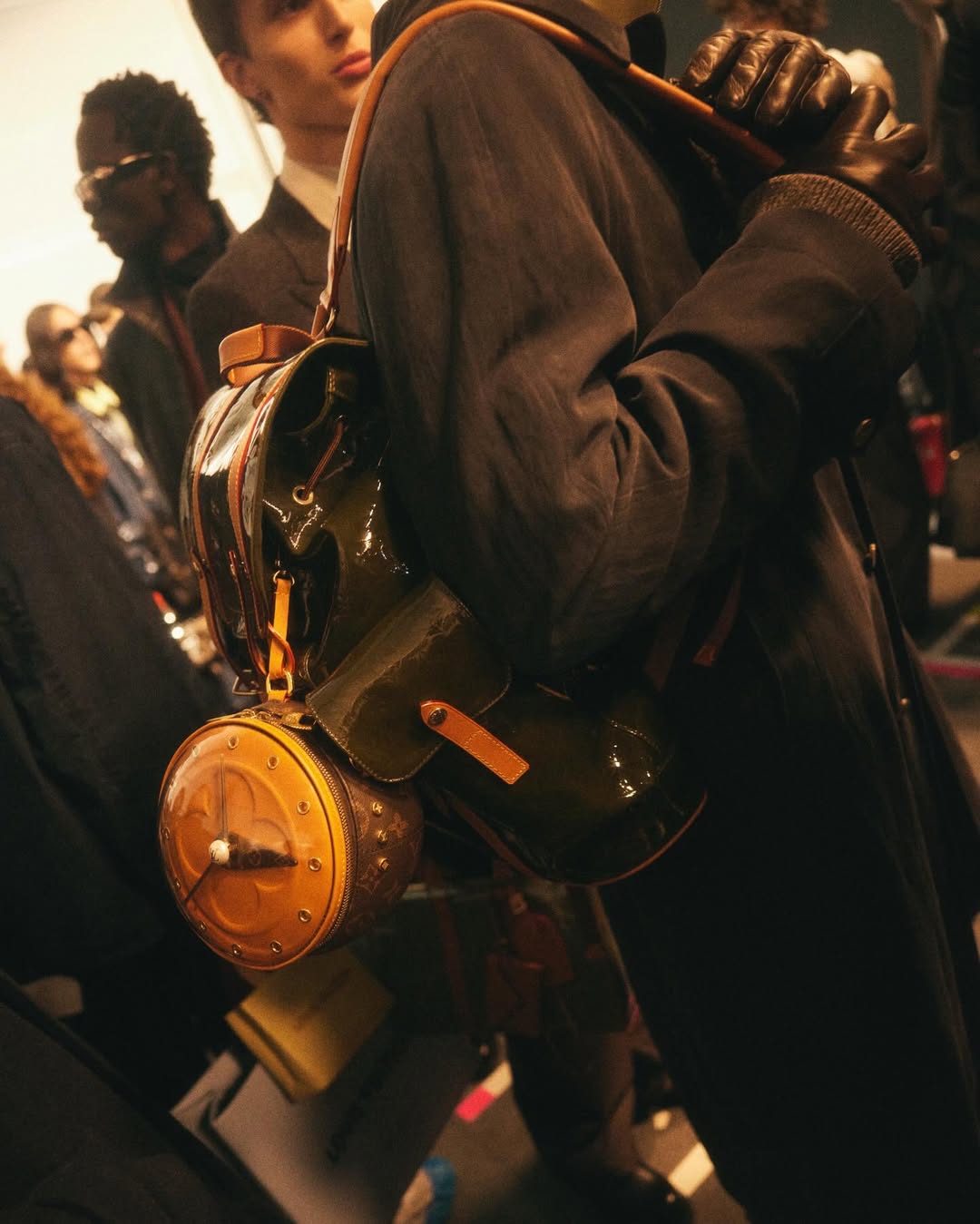 แบมแบม - กันต์พิมุกต์ ภูวกุล