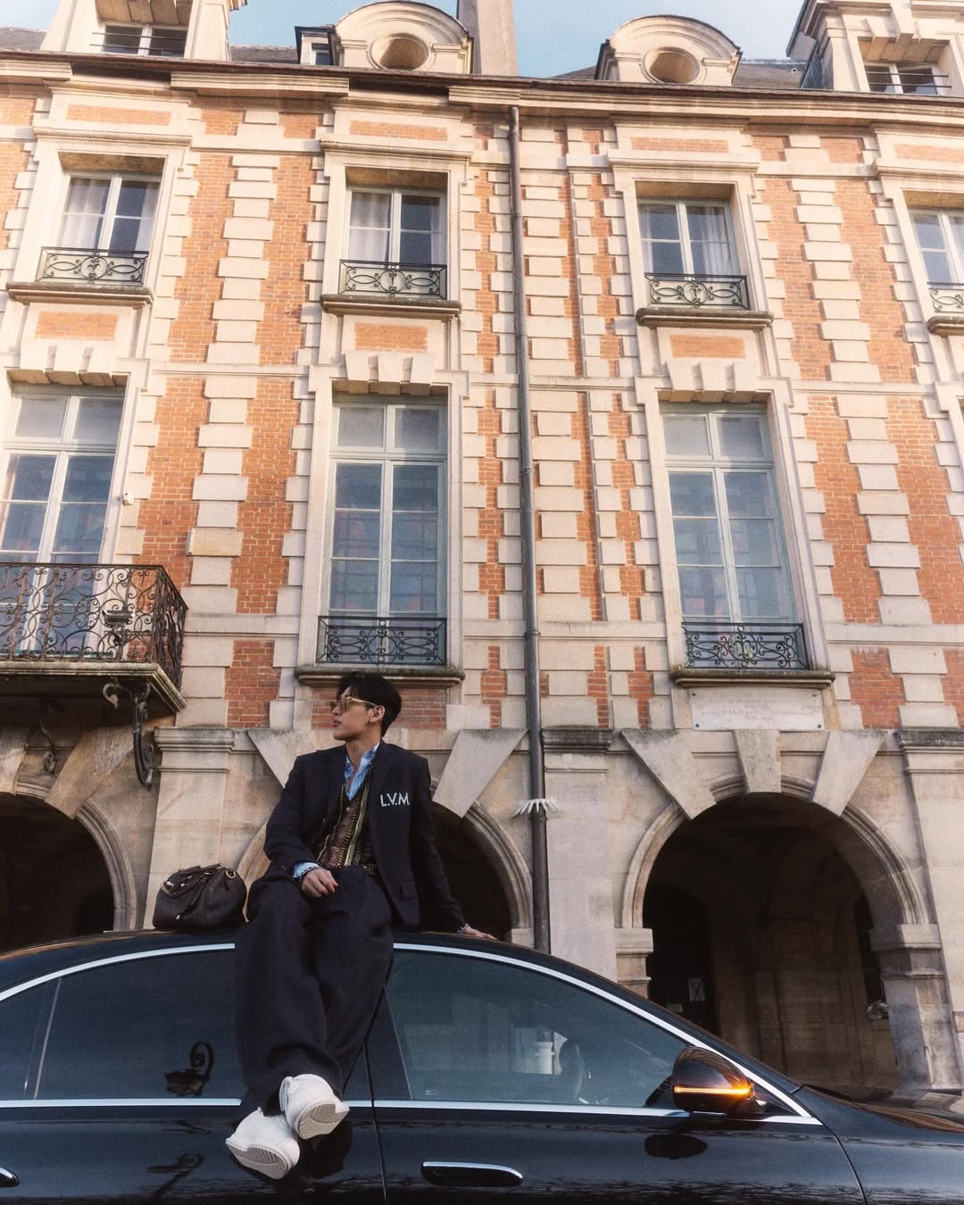 แบมแบม - กันต์พิมุกต์ ภูวกุล