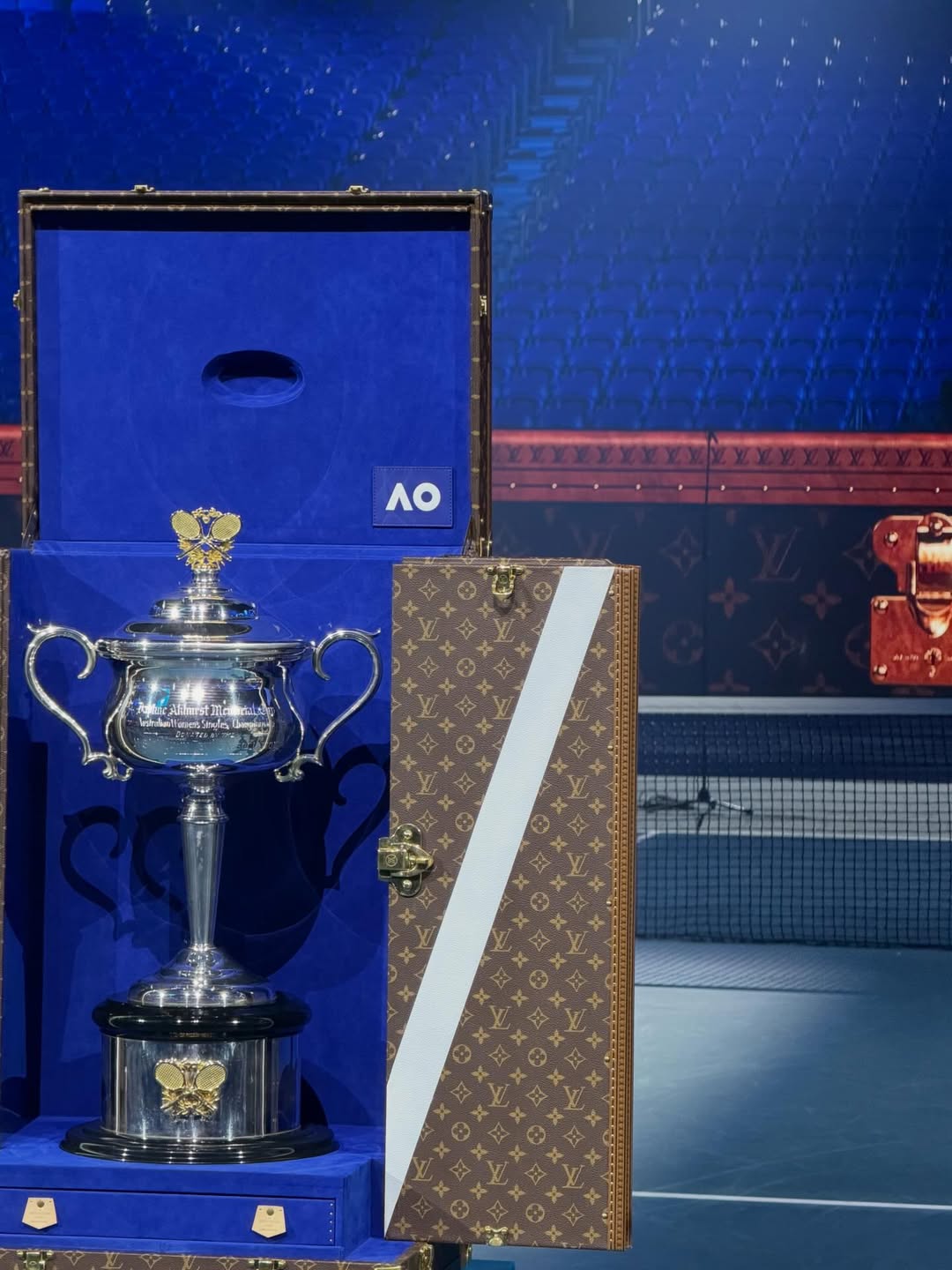 แบมแบม - กันต์พิมุกต์ ภูวกุล