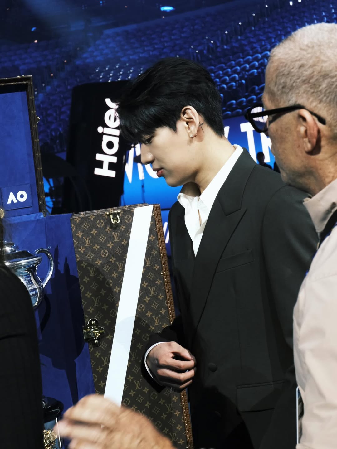 แบมแบม - กันต์พิมุกต์ ภูวกุล