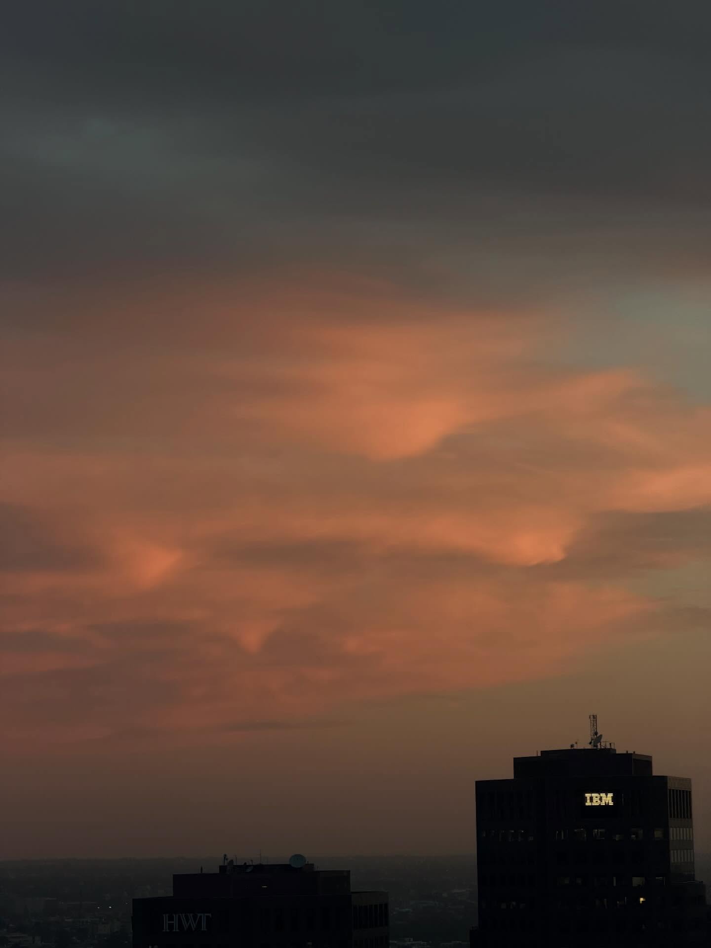 แบมแบม - กันต์พิมุกต์ ภูวกุล