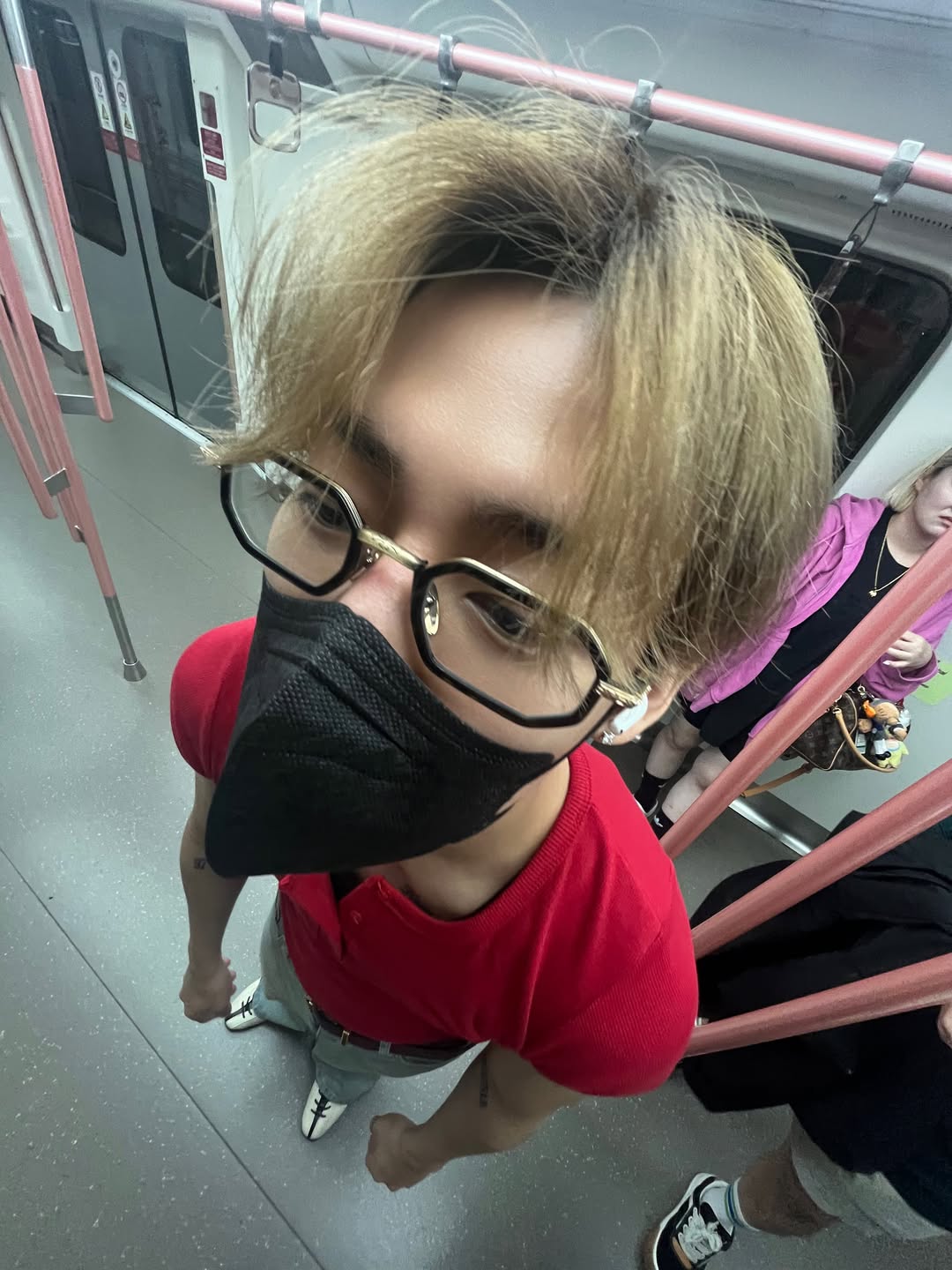 แบมแบม - กันต์พิมุกต์ ภูวกุล