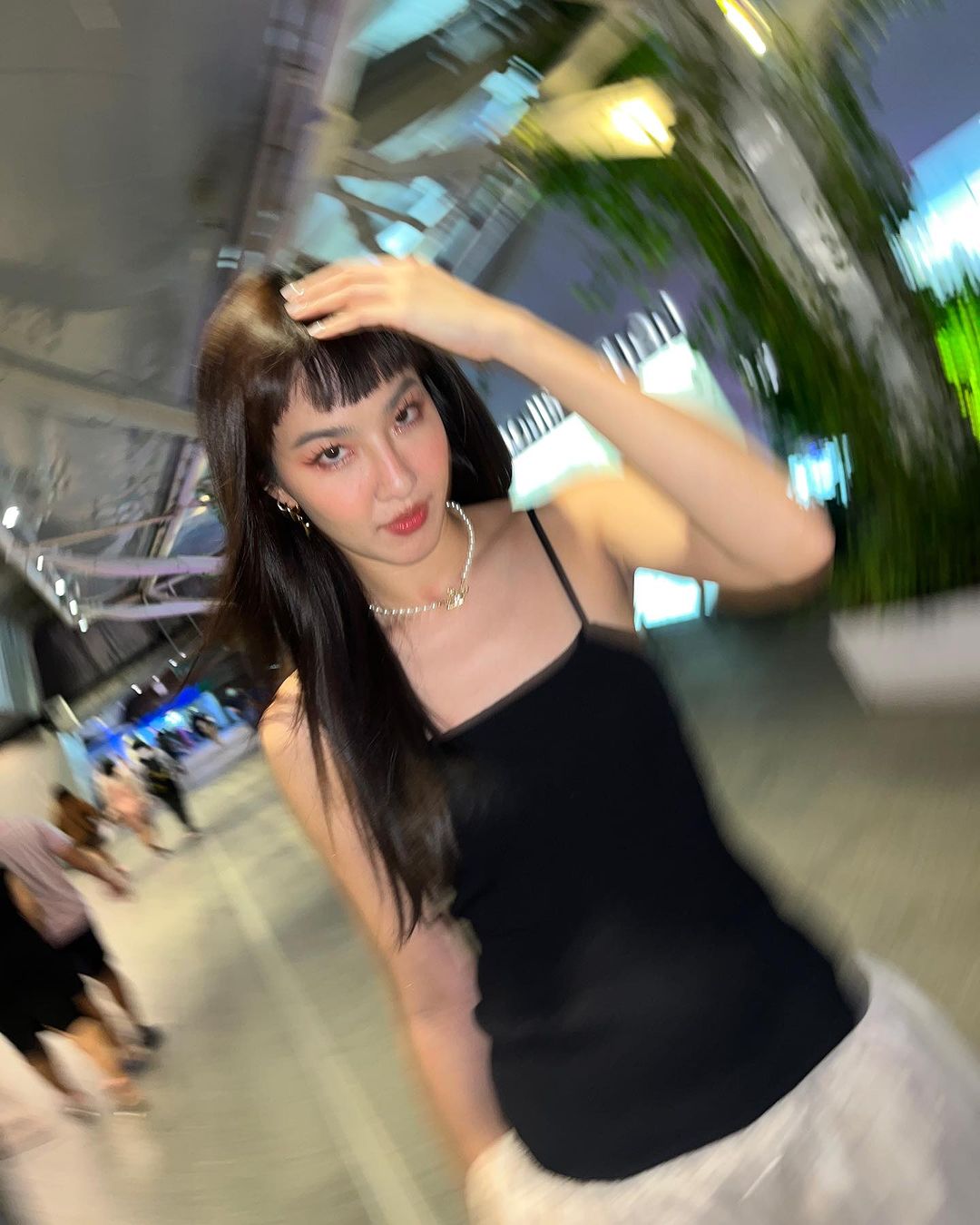 มิ้น - มิณฑิตา วัฒนกุล