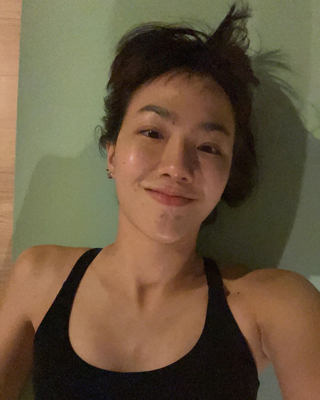มิ้น - มิณฑิตา วัฒนกุล