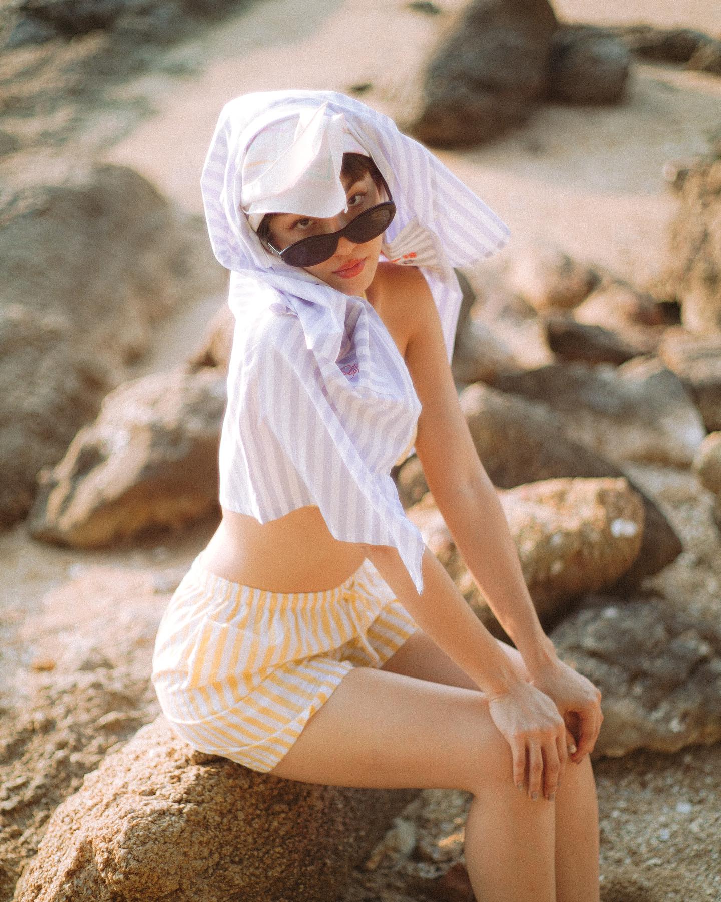มิ้น - มิณฑิตา วัฒนกุล