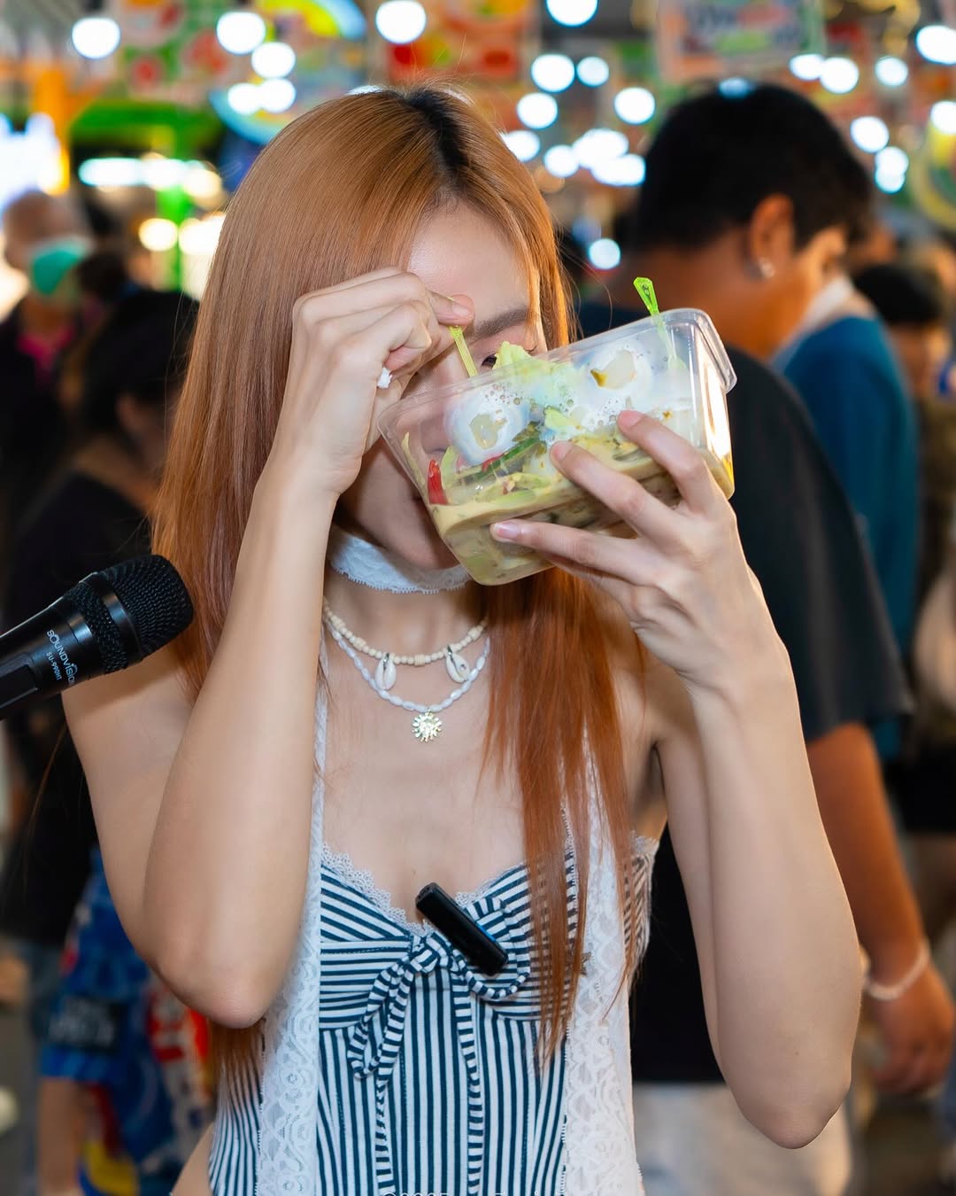 มิ้น - มิณฑิตา วัฒนกุล