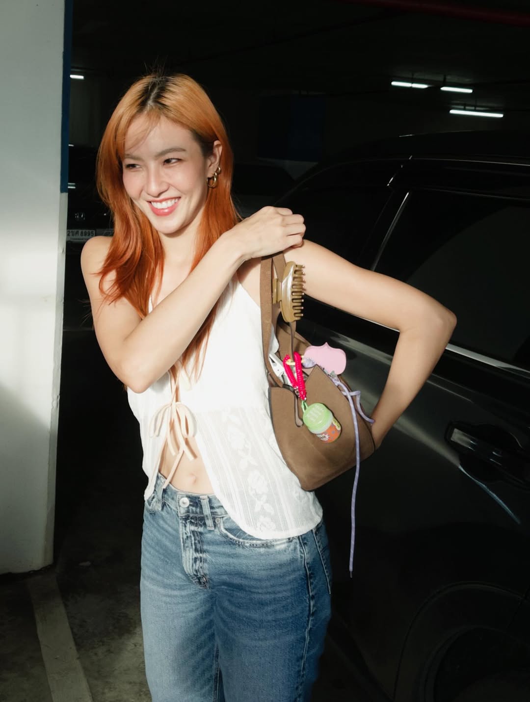 มิ้น - มิณฑิตา วัฒนกุล