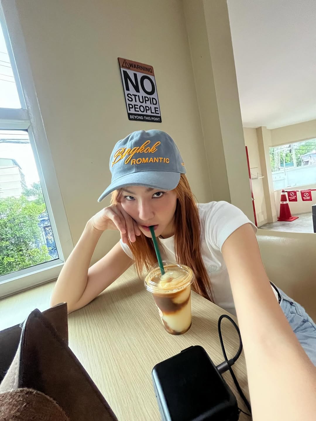 มิ้น - มิณฑิตา วัฒนกุล