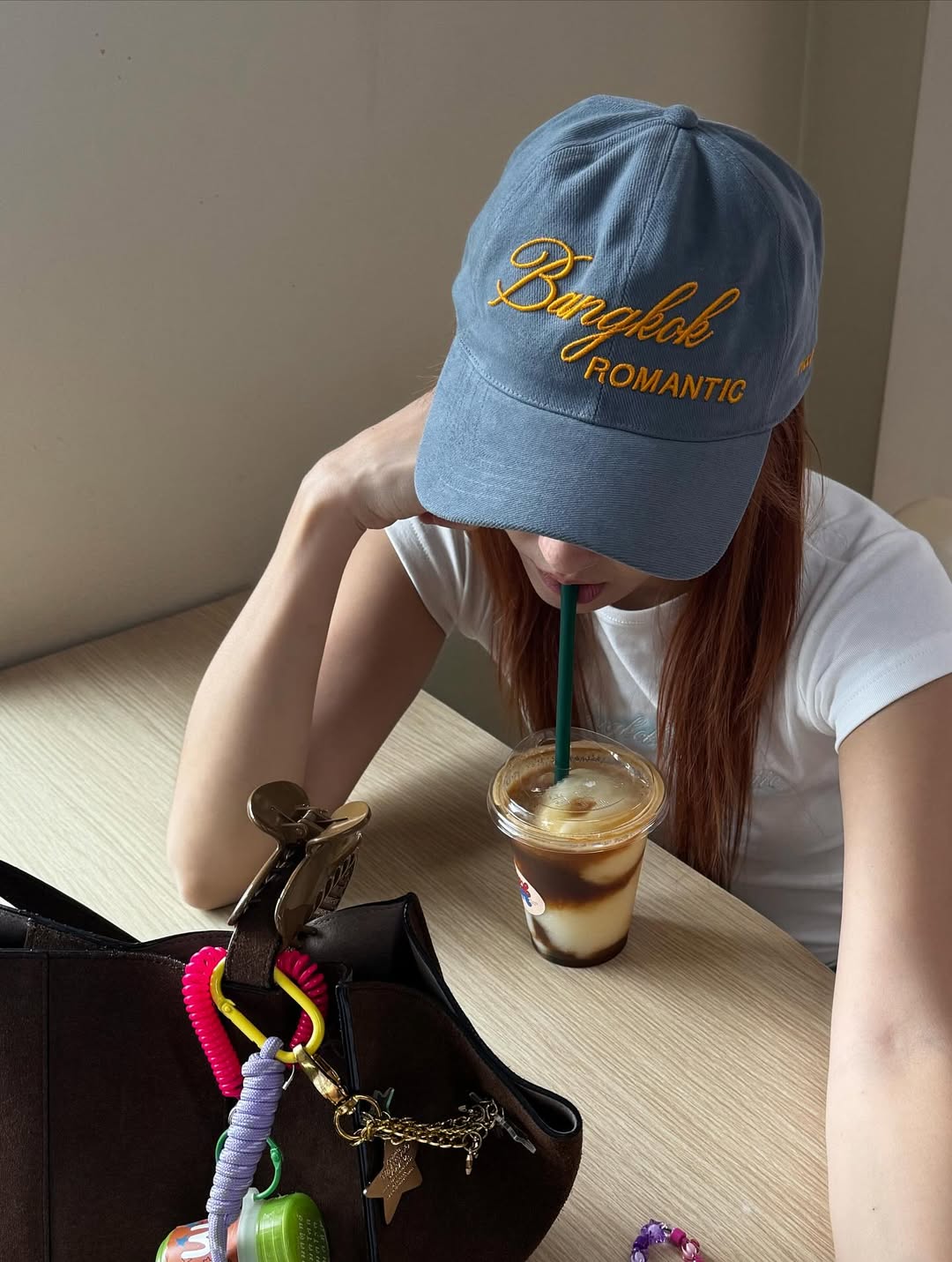 มิ้น - มิณฑิตา วัฒนกุล