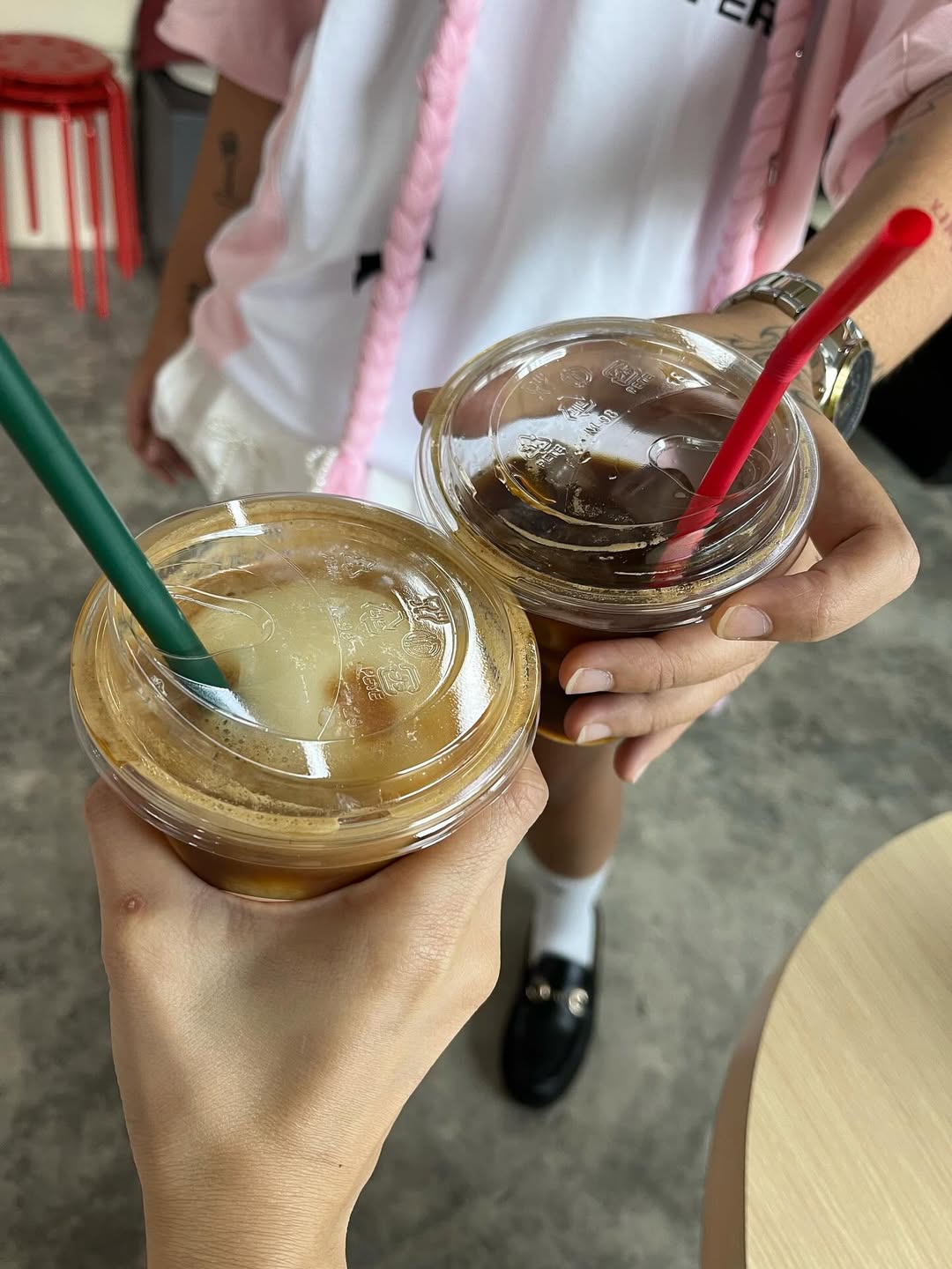 มิ้น - มิณฑิตา วัฒนกุล