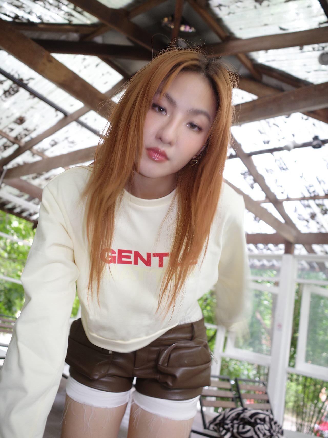 มิ้น - มิณฑิตา วัฒนกุล