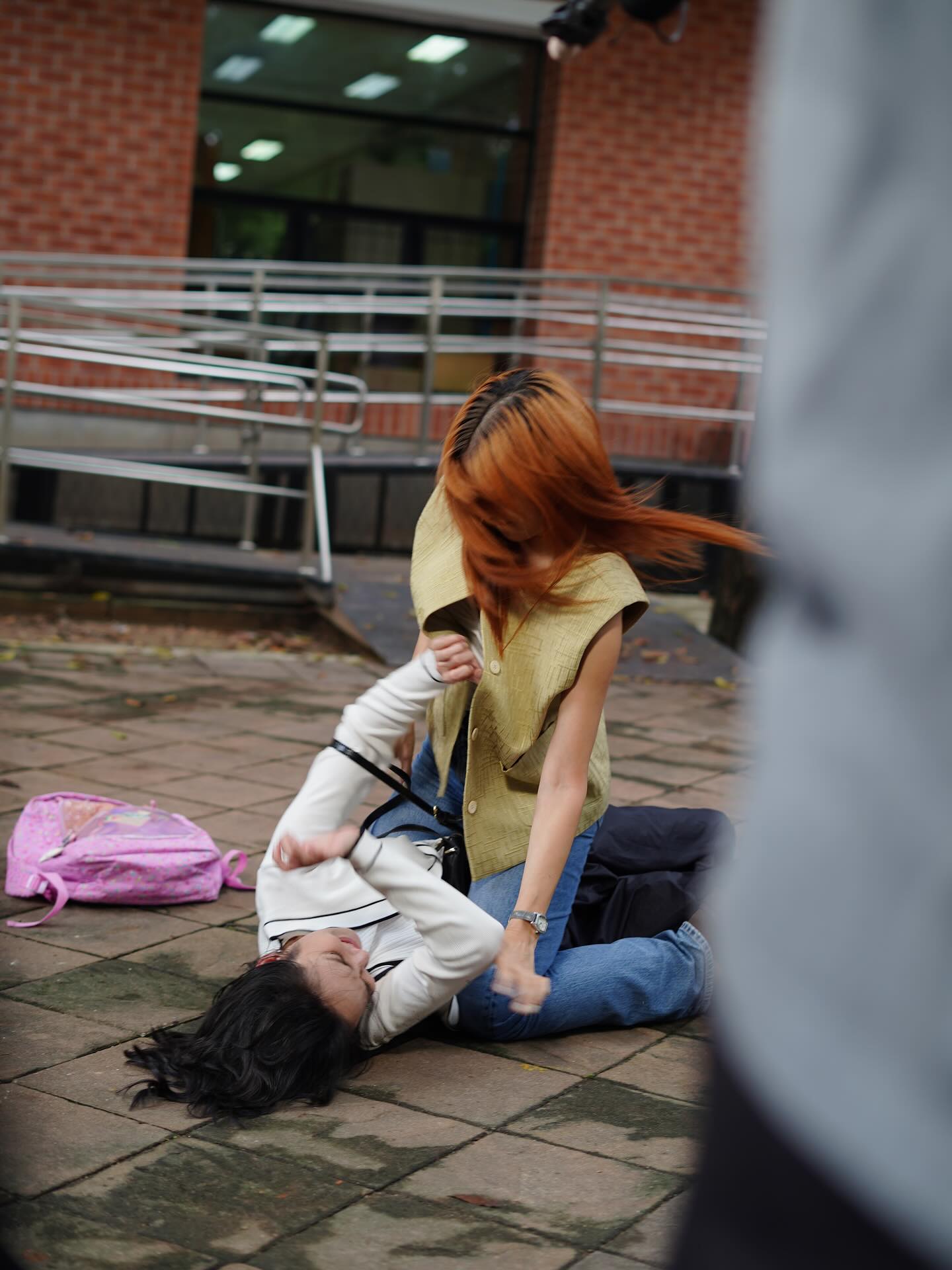 มิ้น - มิณฑิตา วัฒนกุล