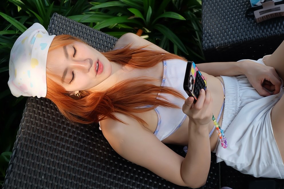มิ้น - มิณฑิตา วัฒนกุล