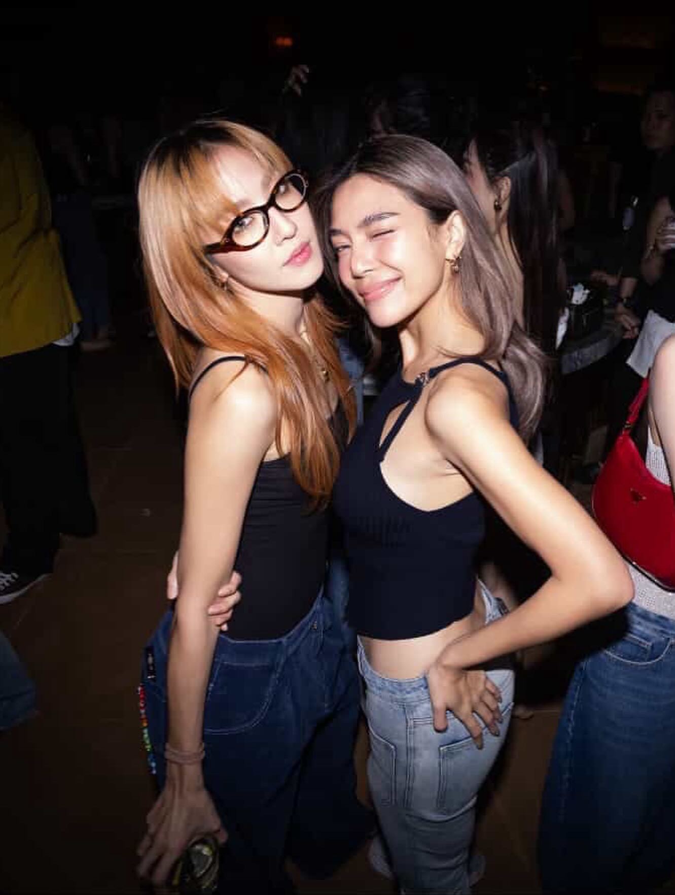 มิ้น - มิณฑิตา วัฒนกุล