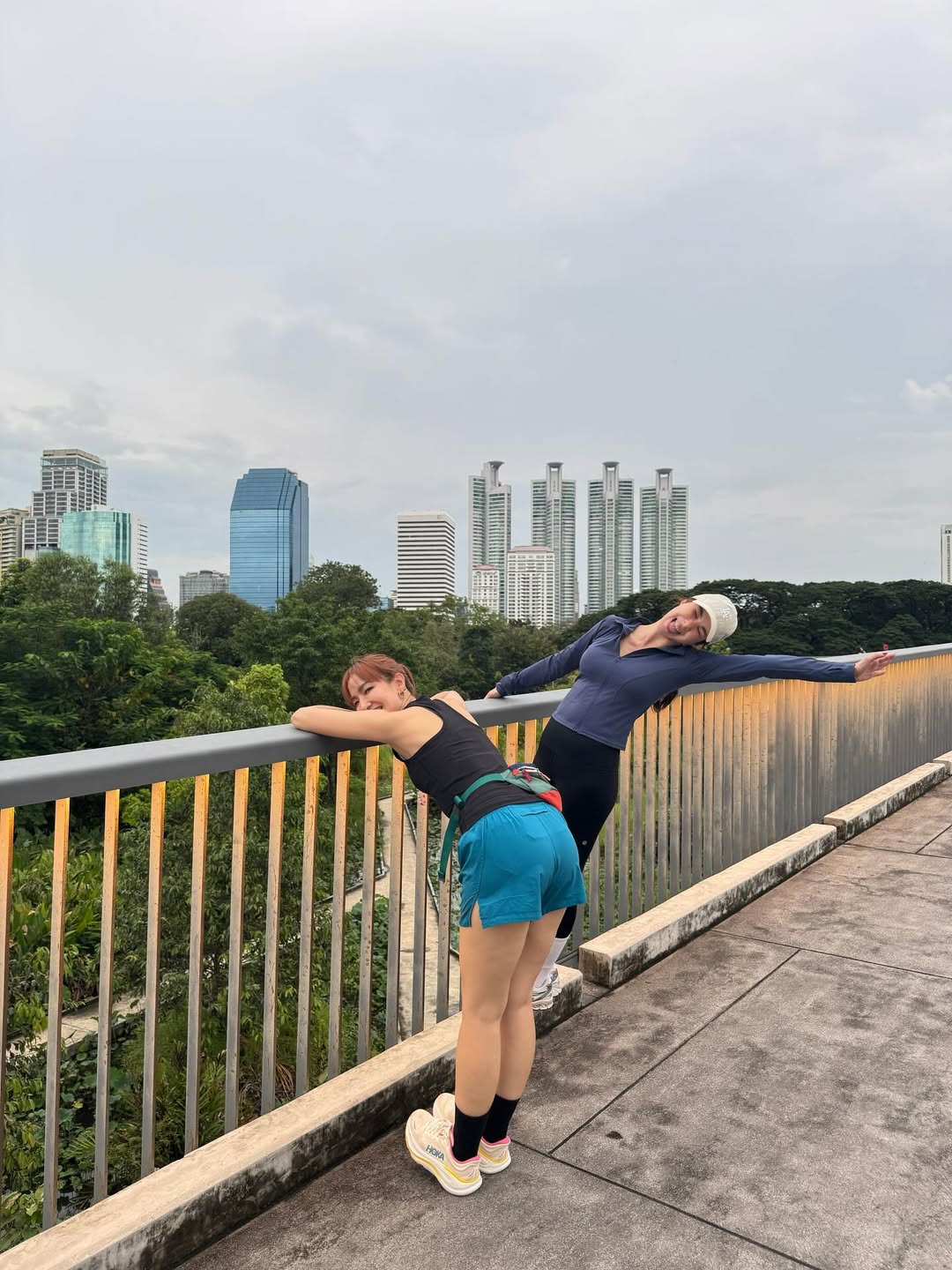 มิ้น - มิณฑิตา วัฒนกุล
