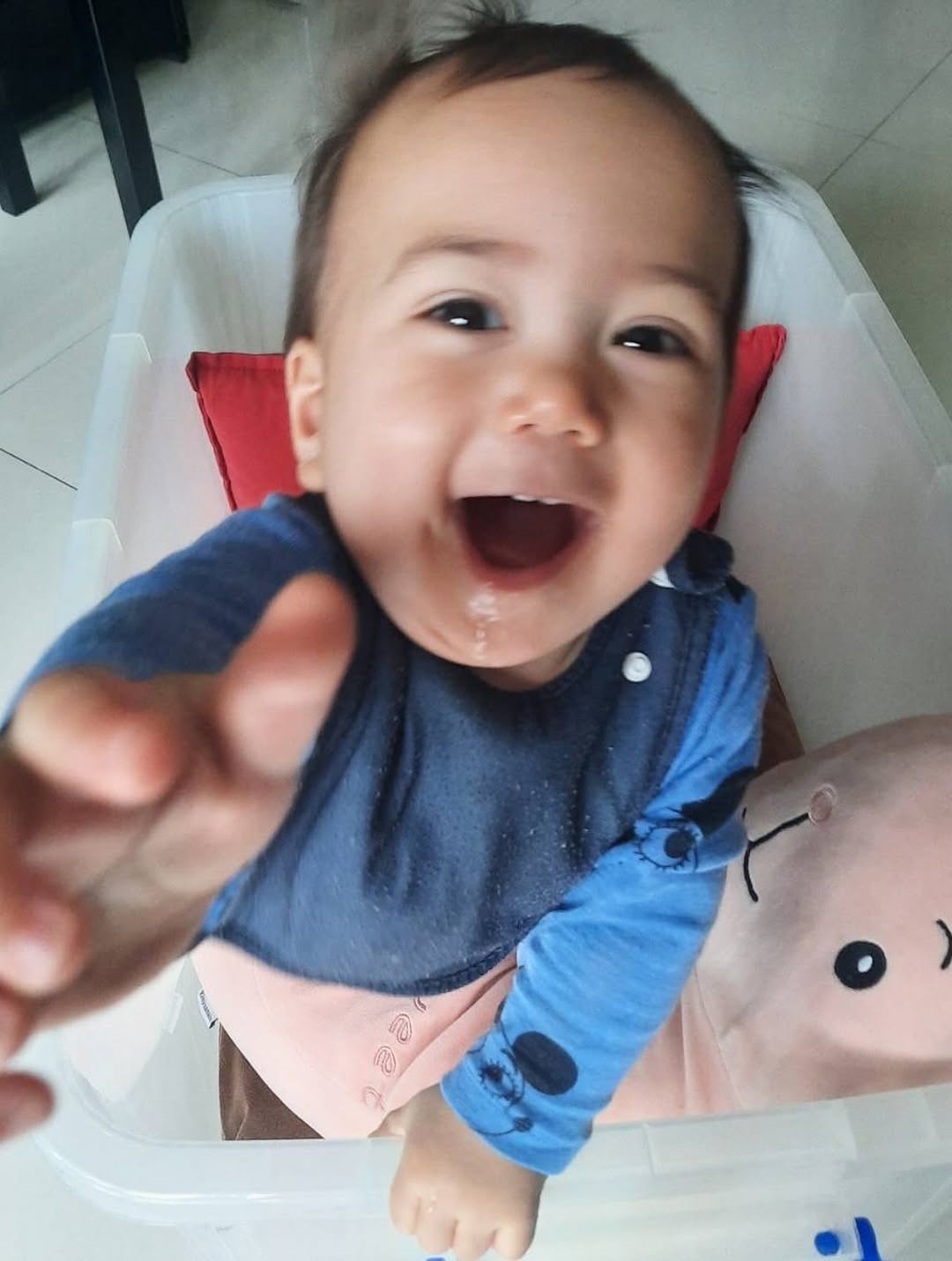 มิ้น - มิณฑิตา วัฒนกุล