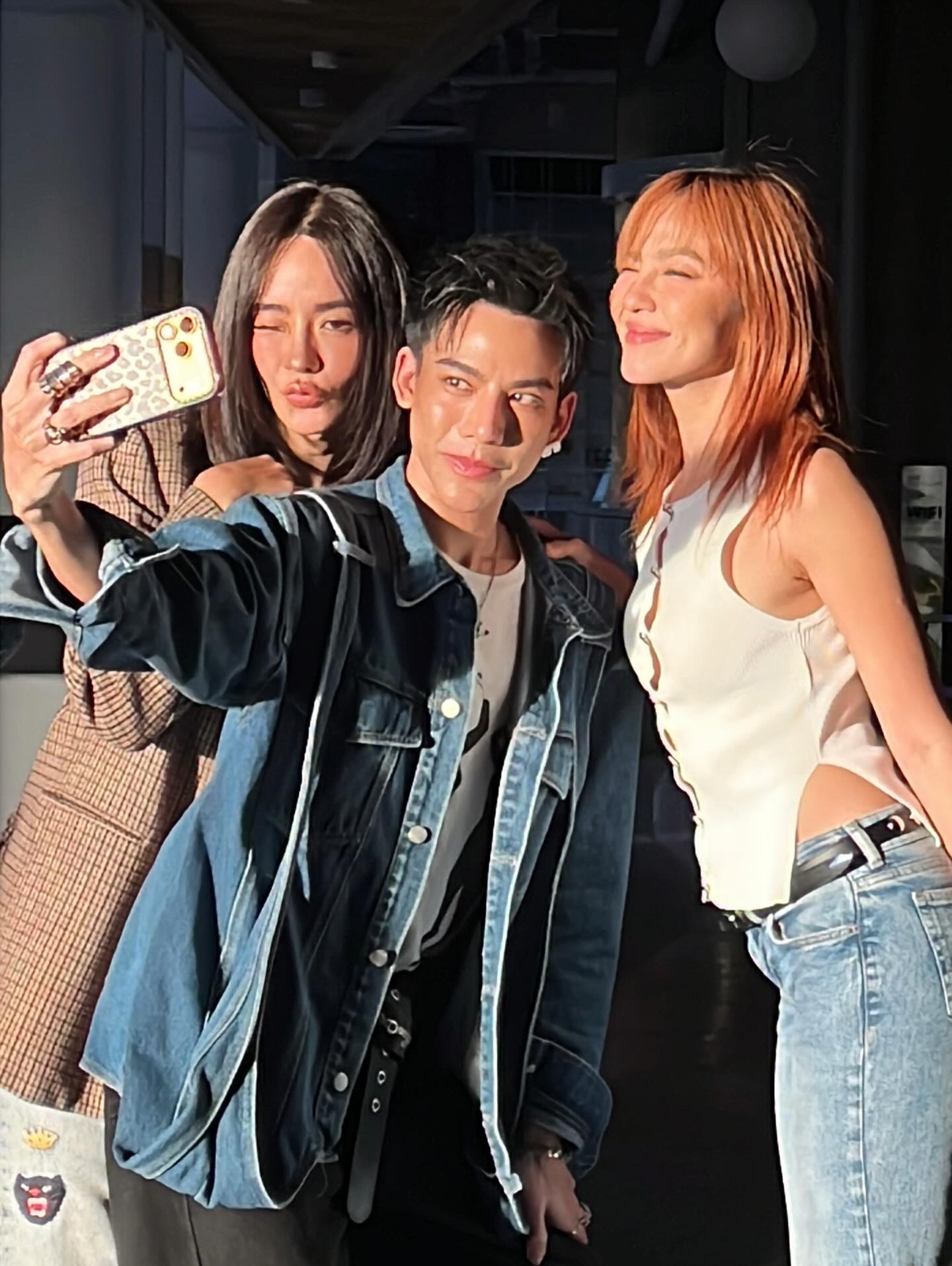 มิ้น - มิณฑิตา วัฒนกุล