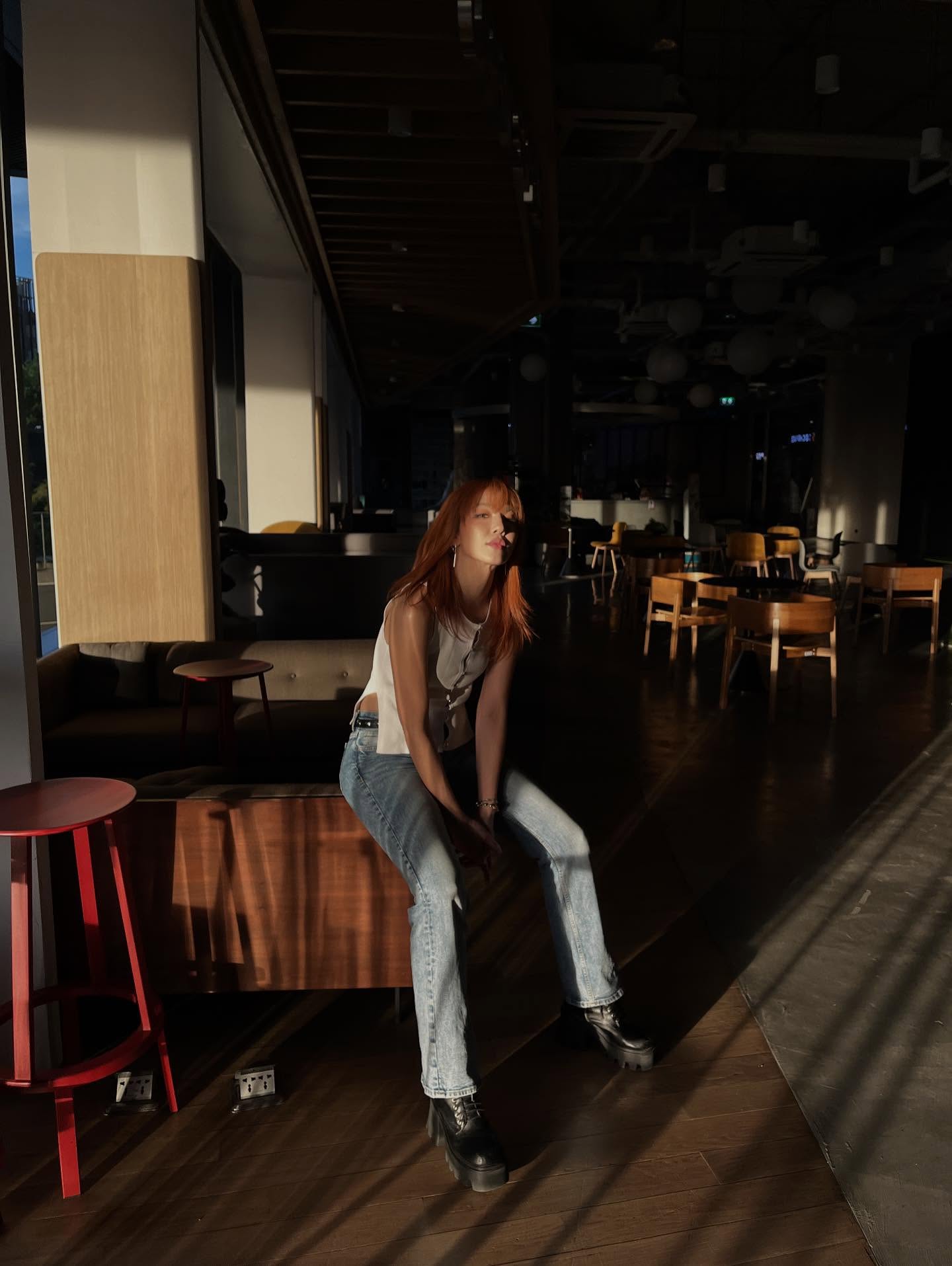 มิ้น - มิณฑิตา วัฒนกุล