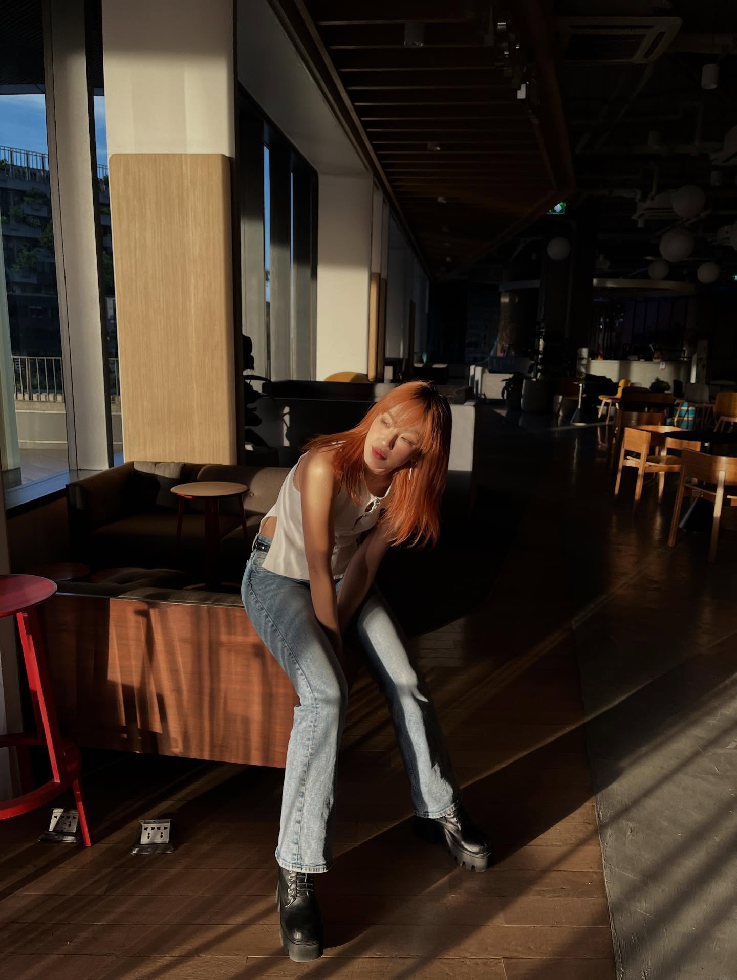 มิ้น - มิณฑิตา วัฒนกุล