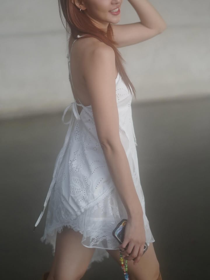 มิ้น - มิณฑิตา วัฒนกุล