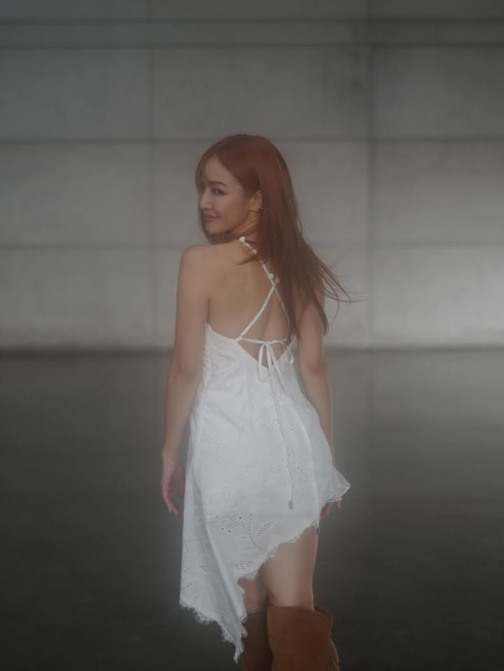 มิ้น - มิณฑิตา วัฒนกุล