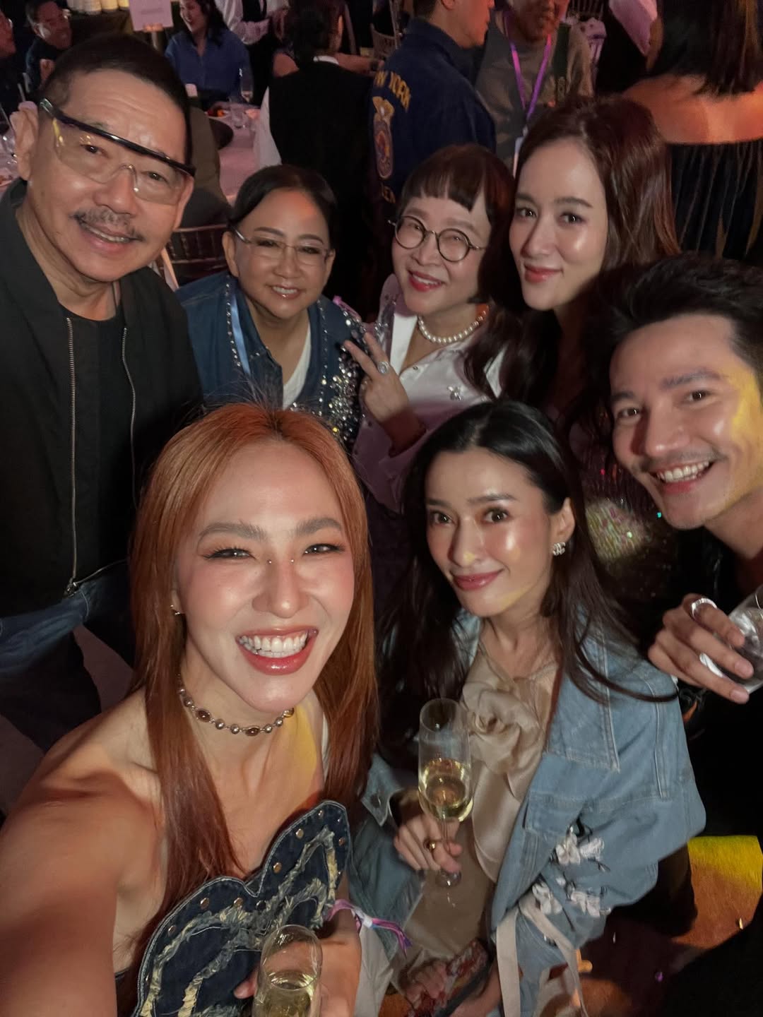 มิ้น - มิณฑิตา วัฒนกุล