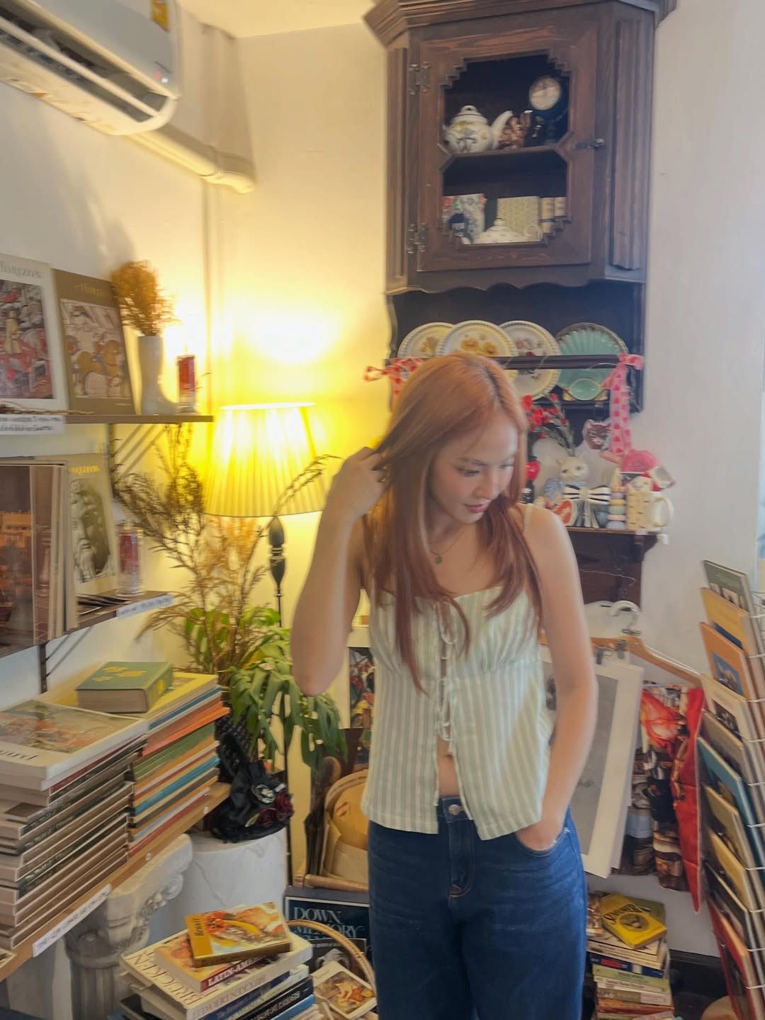 มิ้น - มิณฑิตา วัฒนกุล